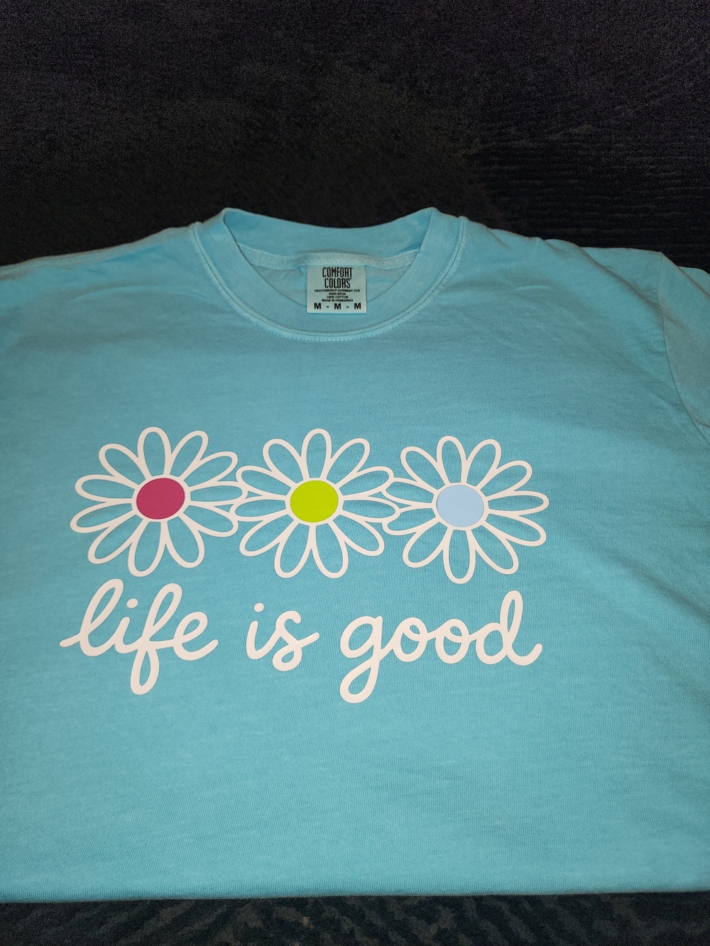 Comfort Colors Light Blue Adult Med Daisy Graphic Tee